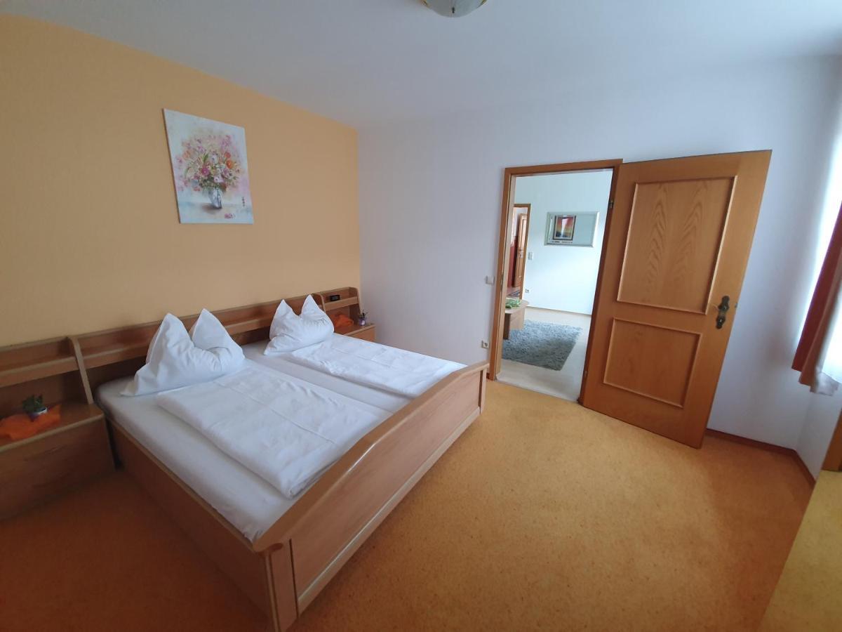 Appartement Roiss Podersdorf am See Buitenkant foto