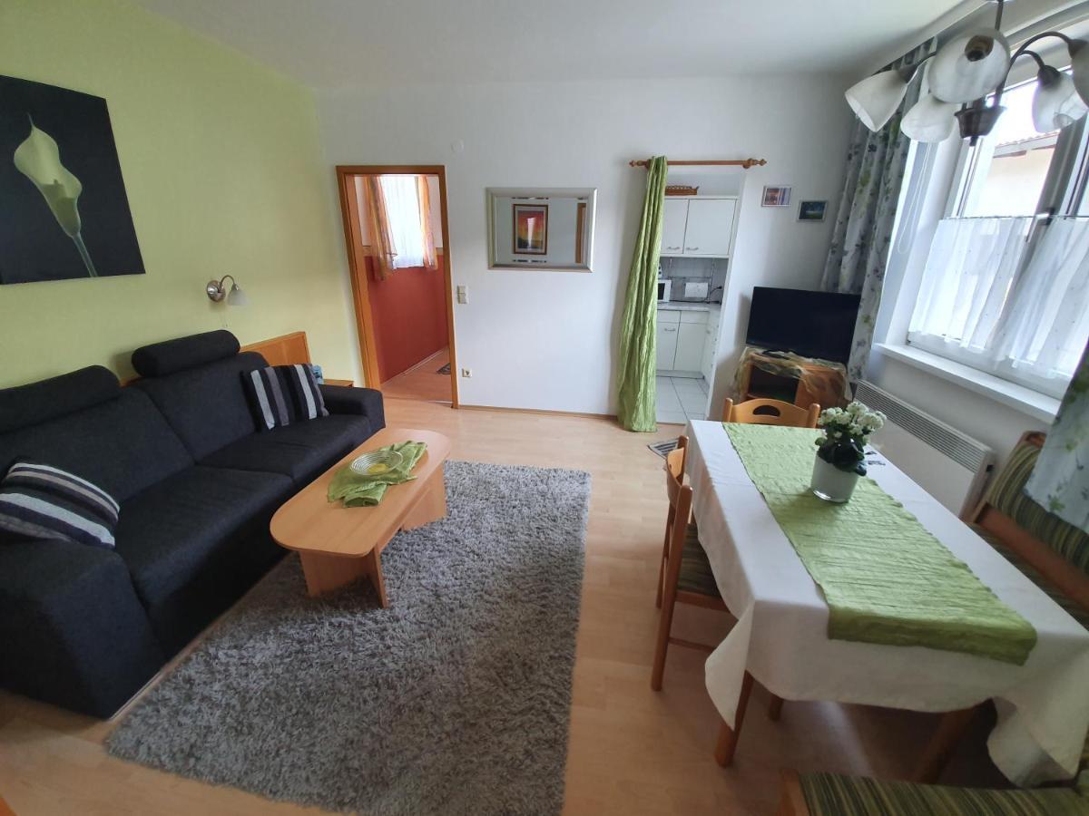 Appartement Roiss Podersdorf am See Buitenkant foto
